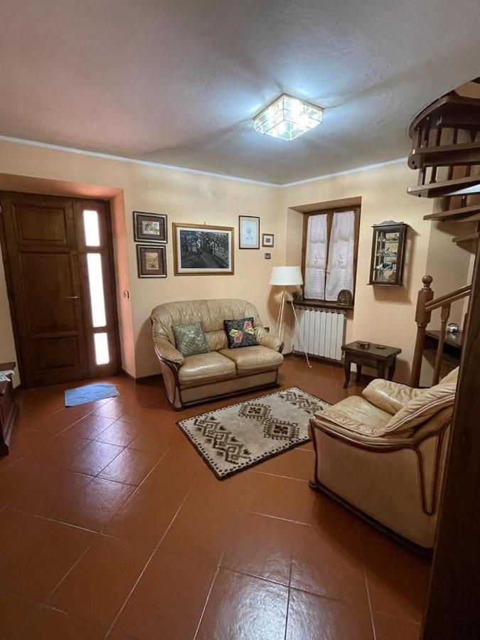 La Casa Di Franco Villa Ruosina Bagian luar foto