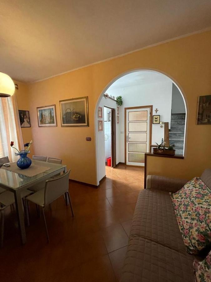 La Casa Di Franco Villa Ruosina Bagian luar foto